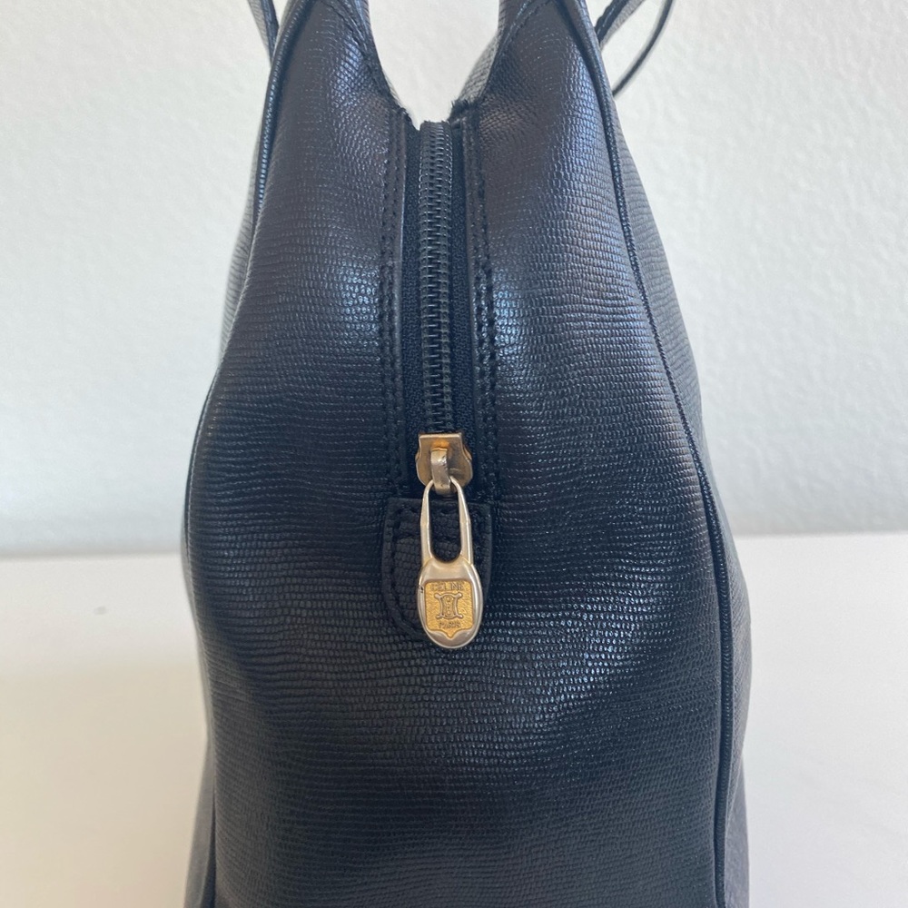 Authentic Celine Circle logo Shoulder Bag Black - Picture 3 of 12